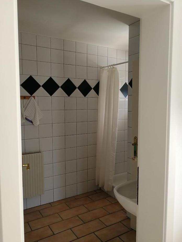 Fészek Apartmanház Vonyarcvashegy Exterior foto