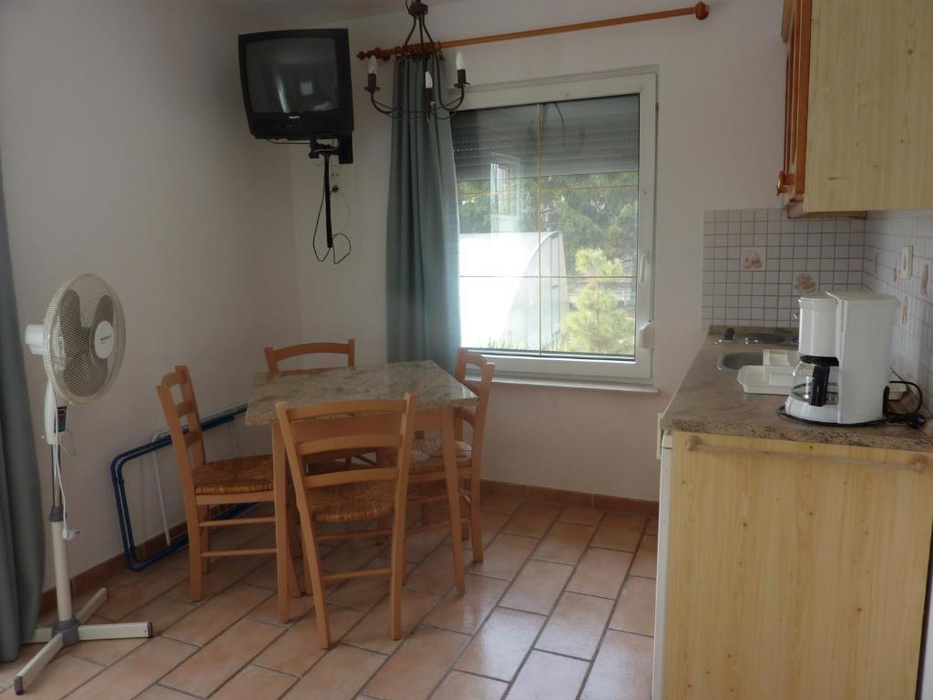 Fészek Apartmanház Vonyarcvashegy Exterior foto