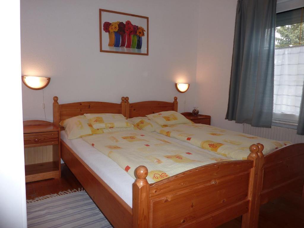 Fészek Apartmanház Vonyarcvashegy Exterior foto